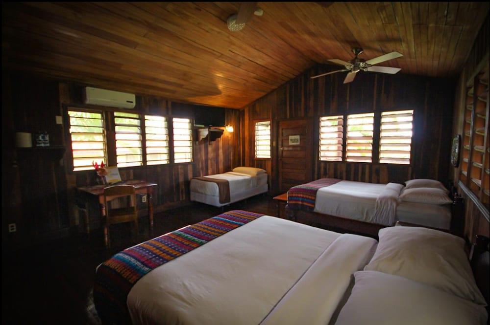 Windy Hill Resort San Ignacio Ngoại thất bức ảnh